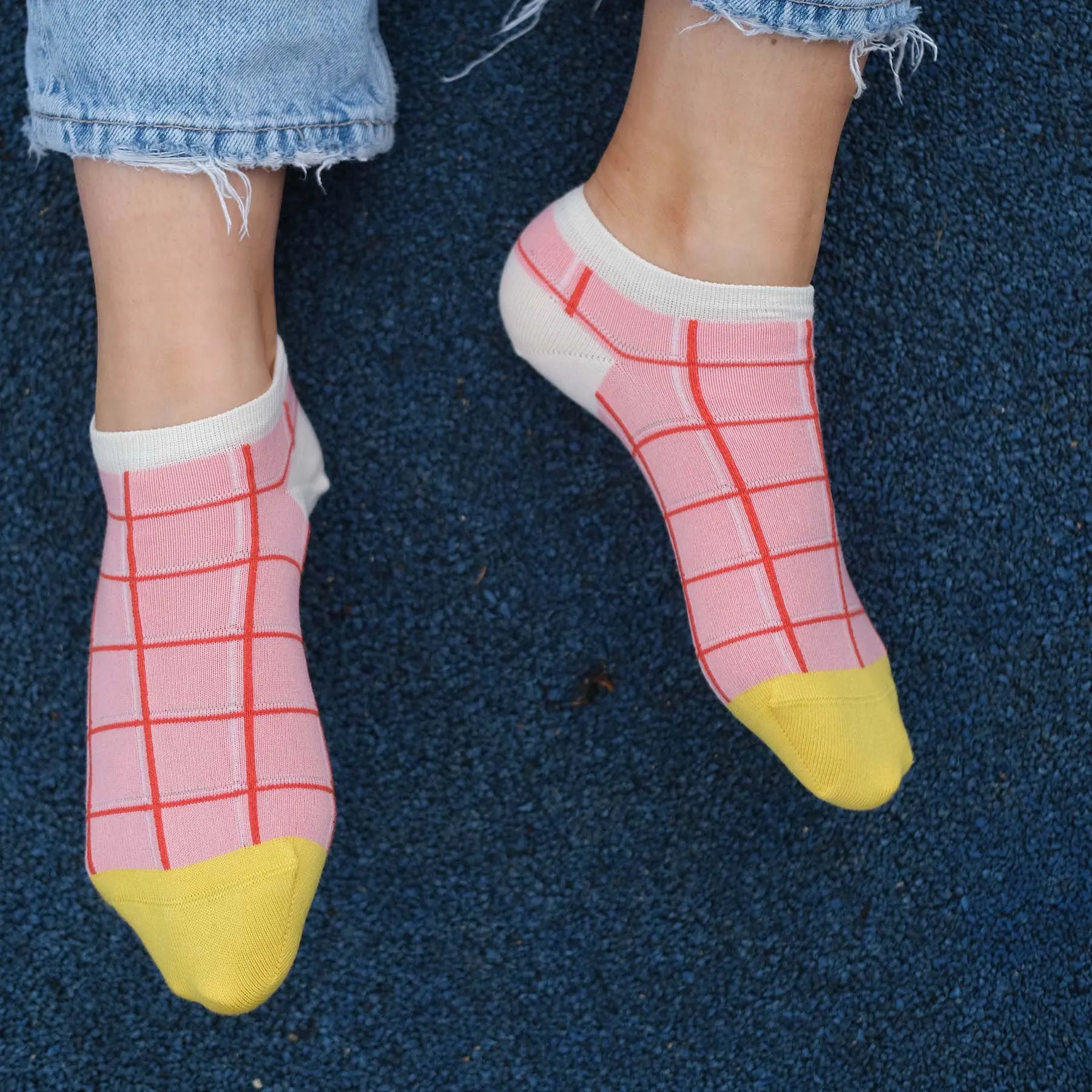 Grid Women's Trainer Socks - Pink