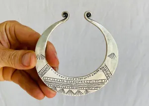 SINGLE Miao Hmong Bangle. China