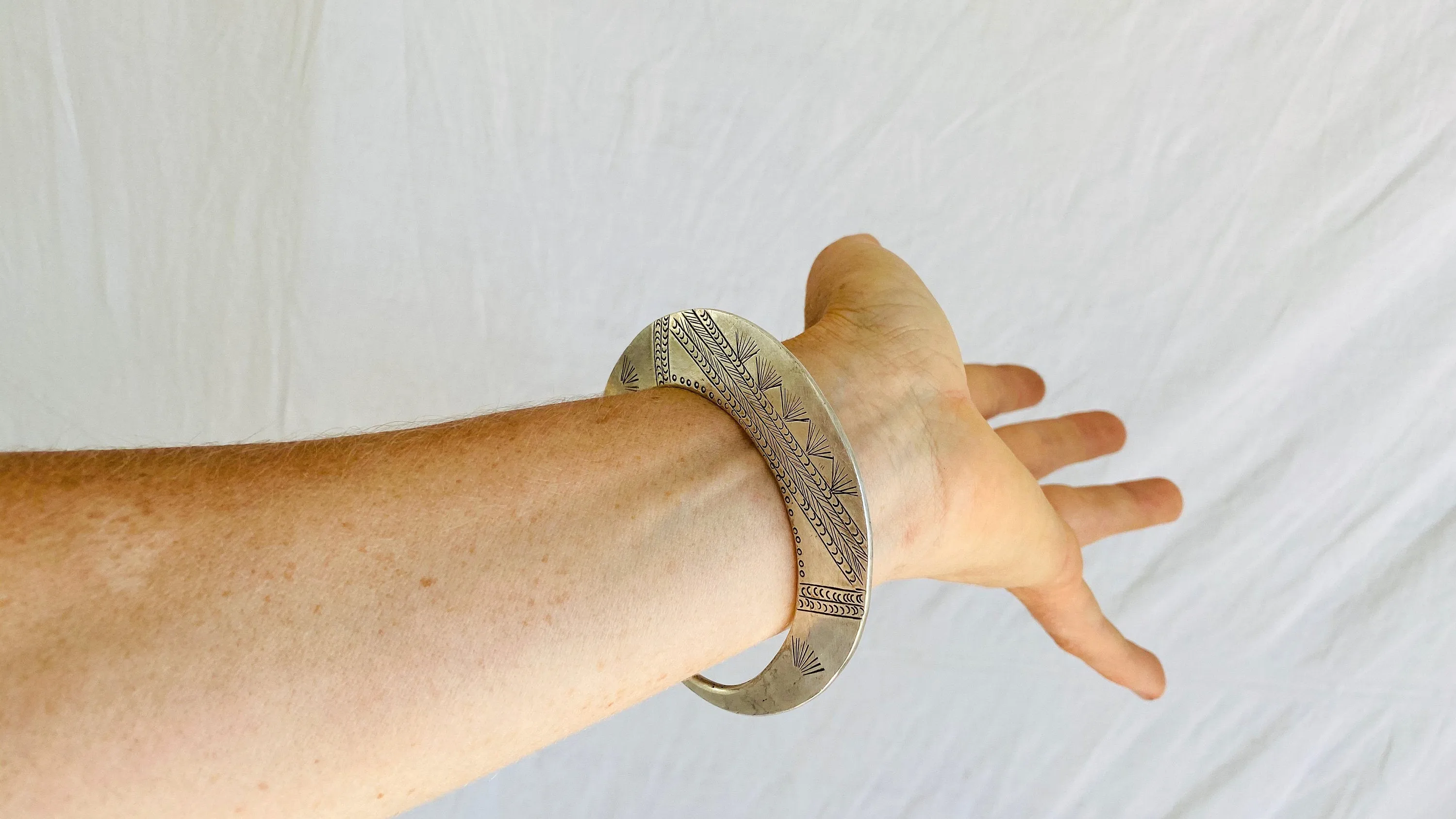 SINGLE Miao Hmong Bangle. China