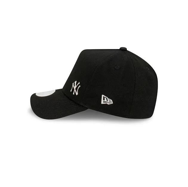 Womens 9Forty A-Frame New York Yankees Black with Silver